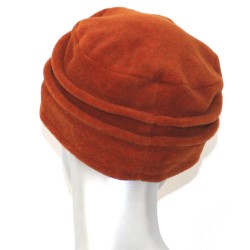 Chapeau, toque orange femme en polaire. 6 couleurs de fleurs en tissus disponibles, 2 hauteurs. Fabrication française.