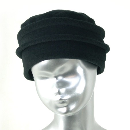 Chapeau, toque femme couleur noire en polaire. 8 couleurs disponibles, 2 hauteurs proposées, 2 plis. Fabrication française