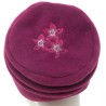 Chapeau, toque femme en polaire Fushia avec broderies. 5 couleurs disponibles. Fabrication française