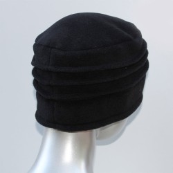 Chapeau, toque femme couleur noire en polaire. 8 couleurs disponibles, 3 plis. Fabrication française