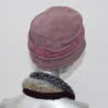 Chapeau, toque femme en polaire, vieux rose avec 2 bandeaux amovibles en bouclette, 2 hauteurs possibles. Fabrication Française.