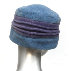 Chapeau, toque femme bicolore, bleu ciel et lavande en polaire. 3 plis. Taille unique. Fabrication française.