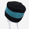 Chapeau, toque femme bicolore, noire et bleu pétrole en polaire. 3 plis. Taille unique. Fabrication française.