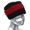 Chapeau, toque femme bicolore, noire et rouge en polaire. 3 plis. Taille unique. Fabrication française.